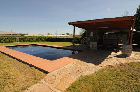 Gidgee Inn - Holiday Sunshine Coast 5