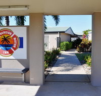 Port Denison Motor Inn - Holiday Sunshine Coast