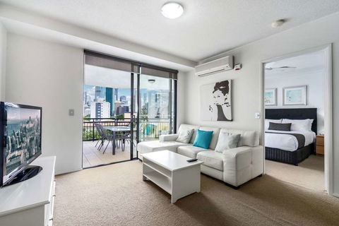 The Docks On Goodwin - Holiday Sunshine Coast 2