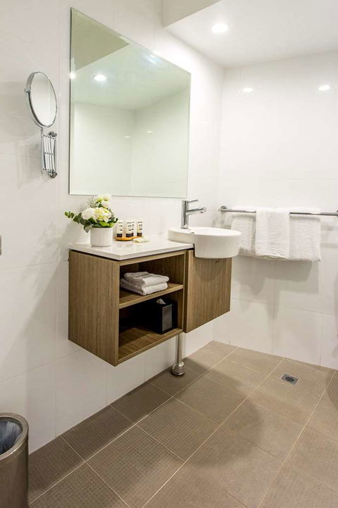 Pacific Hotel Brisbane - Sunshine Coast Tourism 1