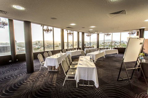 Pacific Hotel Brisbane - Sunshine Coast Tourism 4