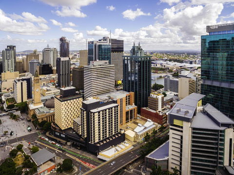 Pullman Brisbane King George Square - Holiday Sunshine Coast 0