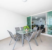 Lanai Riverside Apartments - Holiday Sunshine Coast