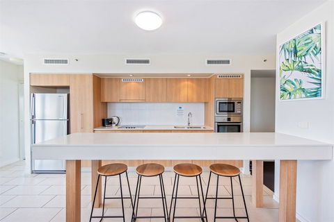 Lanai Riverside Apartments - Sunshine Coast Tourism 6