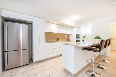 Lanai Riverside Apartments - Sunshine Coast Tourism 12