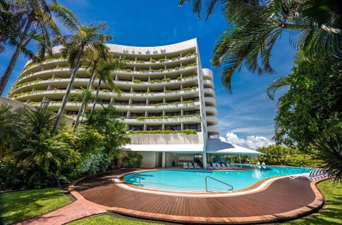 Hilton Cairns - Sunshine Coast Tourism 6