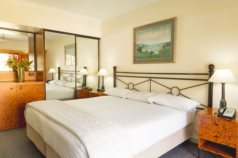 Palm Royale Cairns - Sunshine Coast Tourism 5