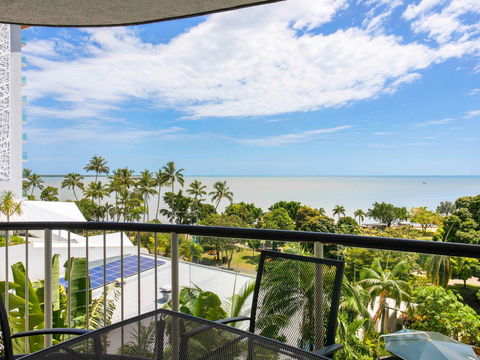 BreakFree Royal Harbour Hotel - Sunshine Coast Tourism 8