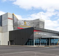 Rydges Pit Lane Hotel - Holiday Sunshine Coast