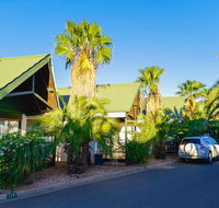 Desert Palms Alice Springs - Holiday Sunshine Coast