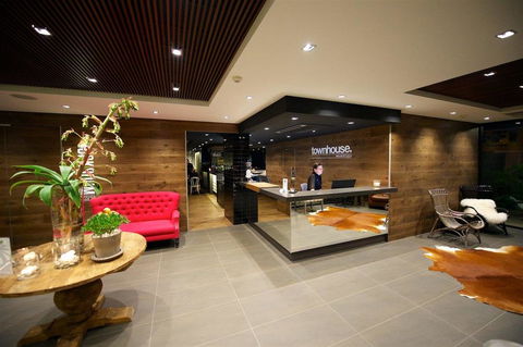 Townhouse Hotel, Wagga - Sunshine Coast Tourism 2