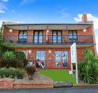 Tudor Motor Inn - Sunshine Coast Tourism