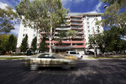 Pacific Suites Canberra - Sunshine Coast Tourism 0