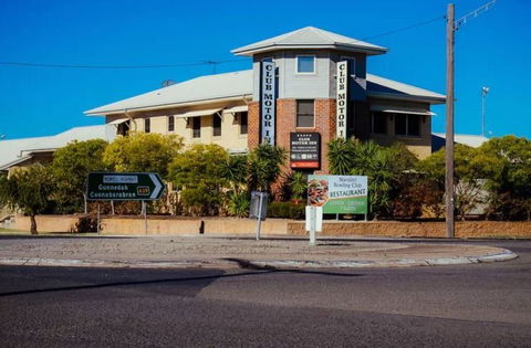 MAS Country Club Motor Inn - Holiday Sunshine Coast 0