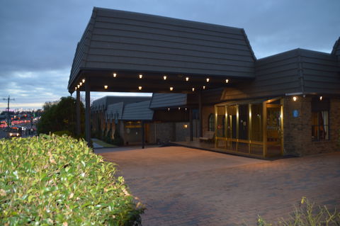 Rowville International Hotel - Sunshine Coast Tourism 1
