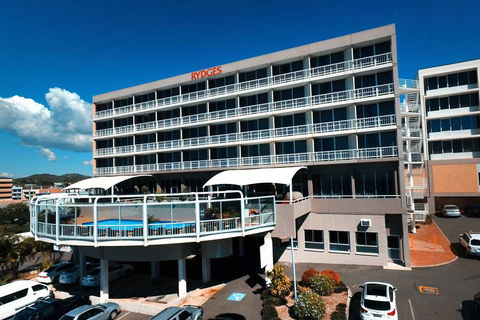 Rydges Gladstone - Holiday Sunshine Coast 0