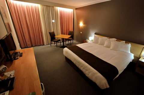 Hospitality Kalgoorlie, SureStay By BW - Holiday Sunshine Coast 2
