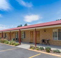Black Gold Country Cabins and Motel - Holiday Sunshine Coast