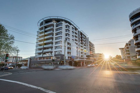 Adina Apartment Hotel Wollongong - Holiday Sunshine Coast 0