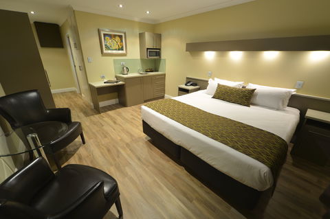 Bentley Motel - Sunshine Coast Tourism 2