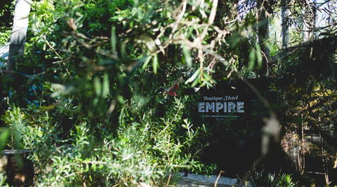 Empire Retreat - Sunshine Coast Tourism 0