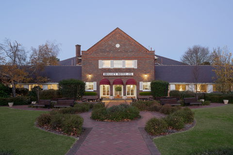 Brassey Hotel - Sunshine Coast Tourism 0