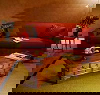 Jays Garden Apartment - Sunshine Coast Tourism