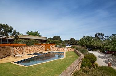 Antwerp VIC Holiday Sunshine Coast