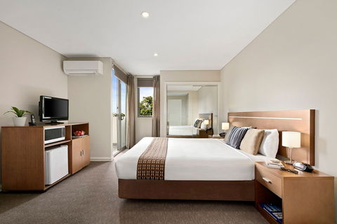 Quest Portland - Sunshine Coast Tourism 1