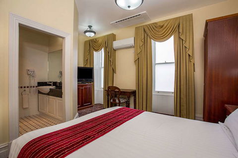 Quality Hotel Bentinck - Sunshine Coast Tourism 7