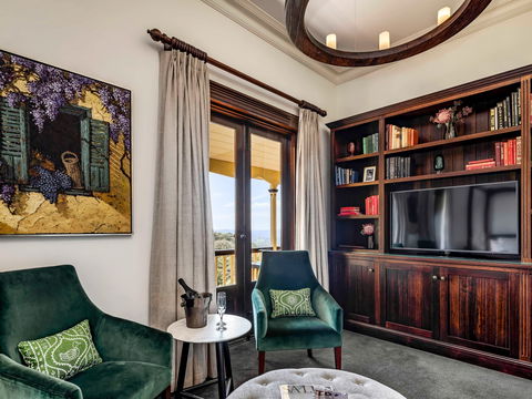 Mount Lofty House - Sunshine Coast Tourism 4
