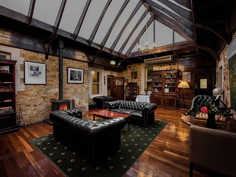 Mount Lofty House - Sunshine Coast Tourism 12