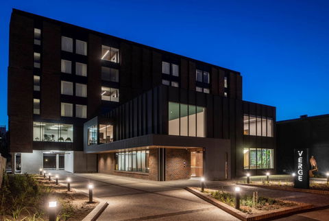 Hotel Verge Launceston - Holiday Sunshine Coast 0