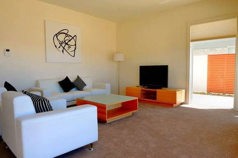 York Cove - Sunshine Coast Tourism 6