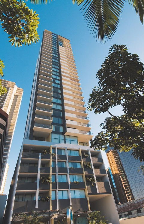 Oaks 212 Margaret - Sunshine Coast Tourism 0
