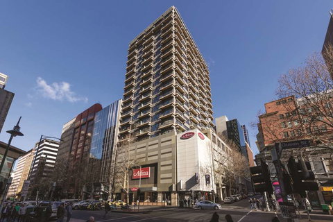 Adina Apartment Hotel Melbourne - Holiday Sunshine Coast 1