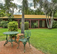 Bayside Holiday Apartments - Sunshine Coast Tourism