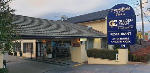 Country Plaza Queanbeyan - Sunshine Coast Tourism 0