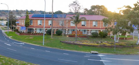 Hamilton's Queanbeyan Motel - Holiday Sunshine Coast 0