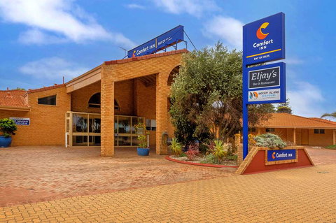 Comfort Inn Bay of Isles - Sunshine Coast Tourism 0