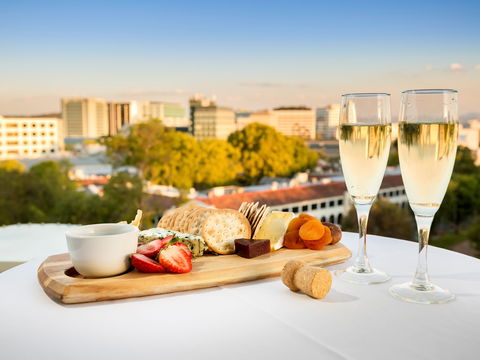 Novotel Canberra - Sunshine Coast Tourism 2