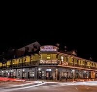 Hotel Northbridge - Holiday Sunshine Coast