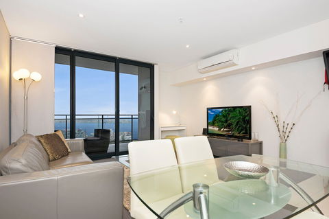 Astra Apartments Perth - Holiday Sunshine Coast 0