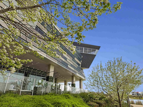Mercure Melbourne Caroline Springs - Sunshine Coast Tourism 2