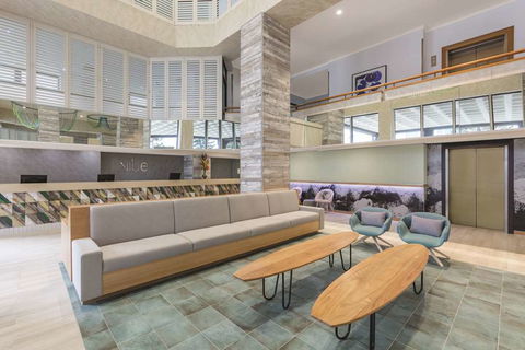 Vibe Hotel Gold Coast - Holiday Sunshine Coast 0