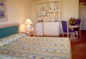 The Crescent On Bayswater - Sunshine Coast Tourism 0
