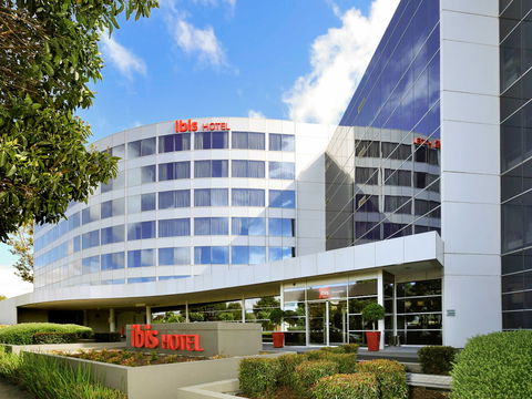 Hotel Ibis Glen Waverley - Holiday Sunshine Coast 0