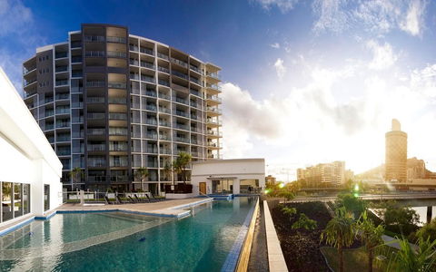 Oaks Gateway On Palmer - Sunshine Coast Tourism 0