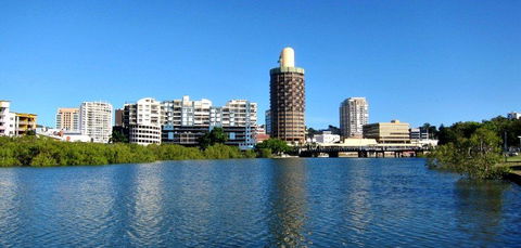 Hotel Grand Chancellor Townsville - Sunshine Coast Tourism 1