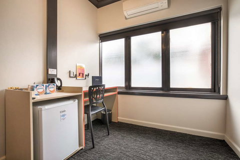 Nightcap at Chester Hill Hotel - Sunshine Coast Tourism 2